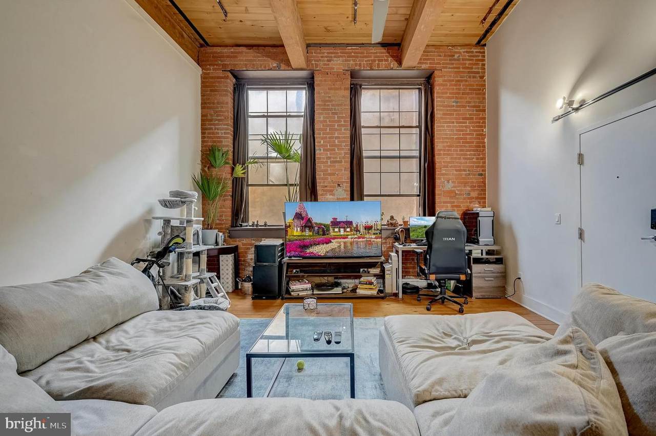 309-13 Arch Street - Photo 1