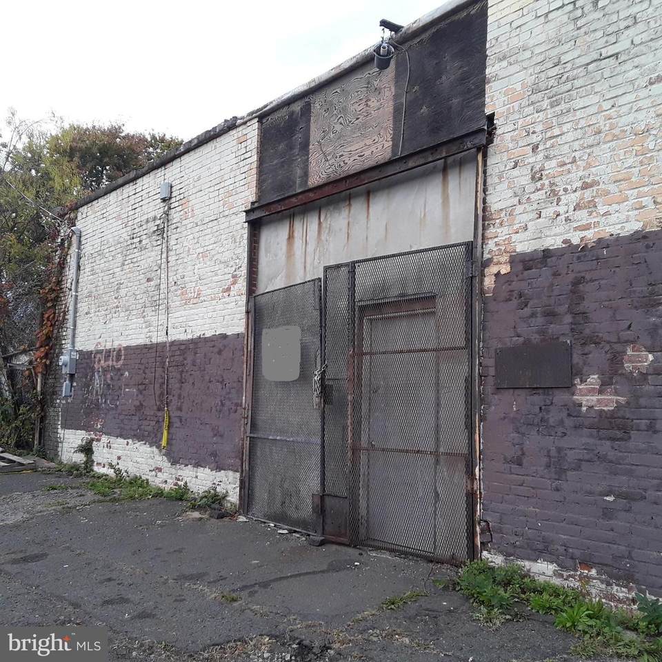 30 Siegal Avenue - Photo 1