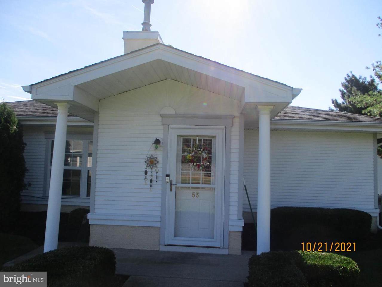 2139 Chestnut Avenue - Photo 1