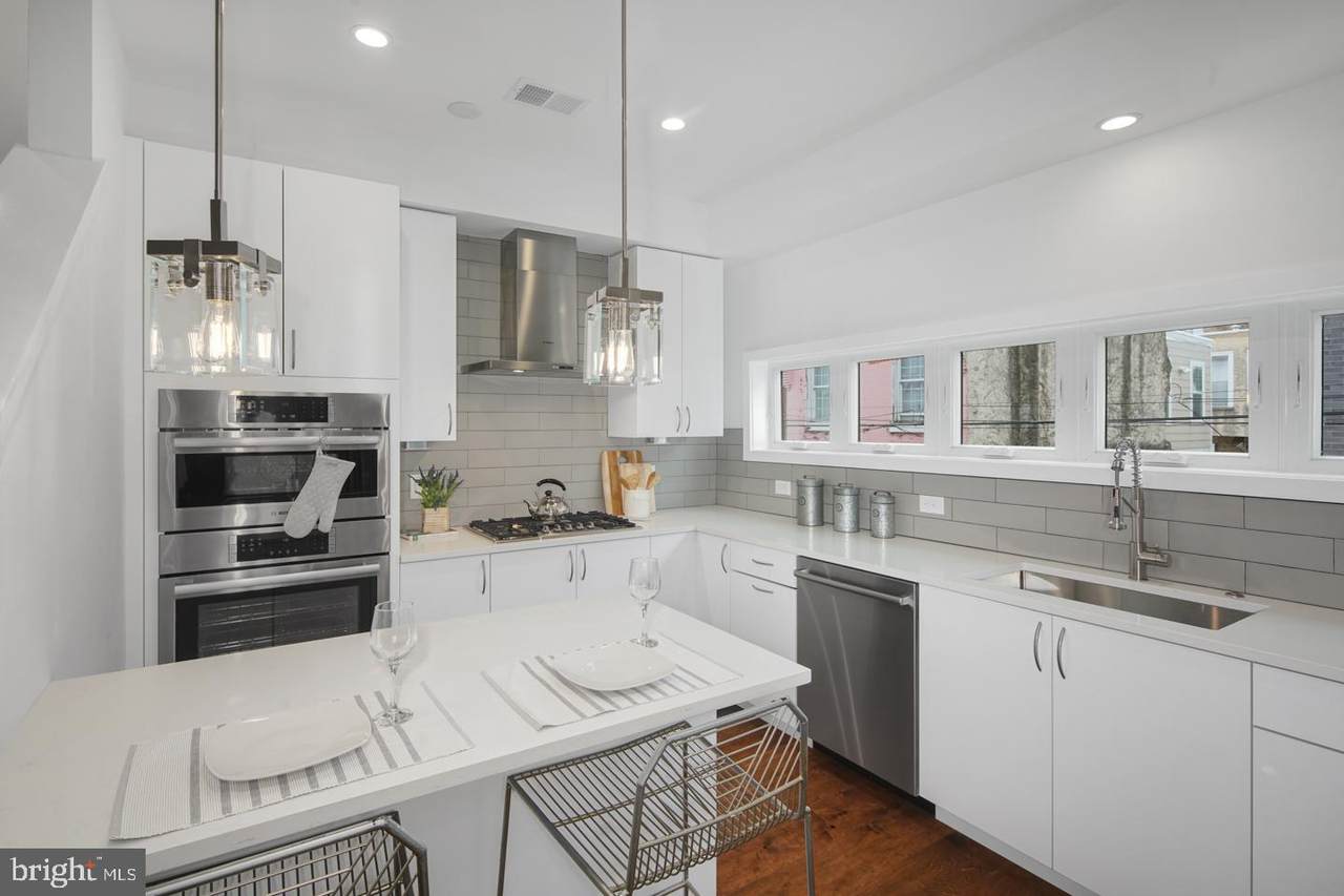 1740 Hope Street - Photo 1