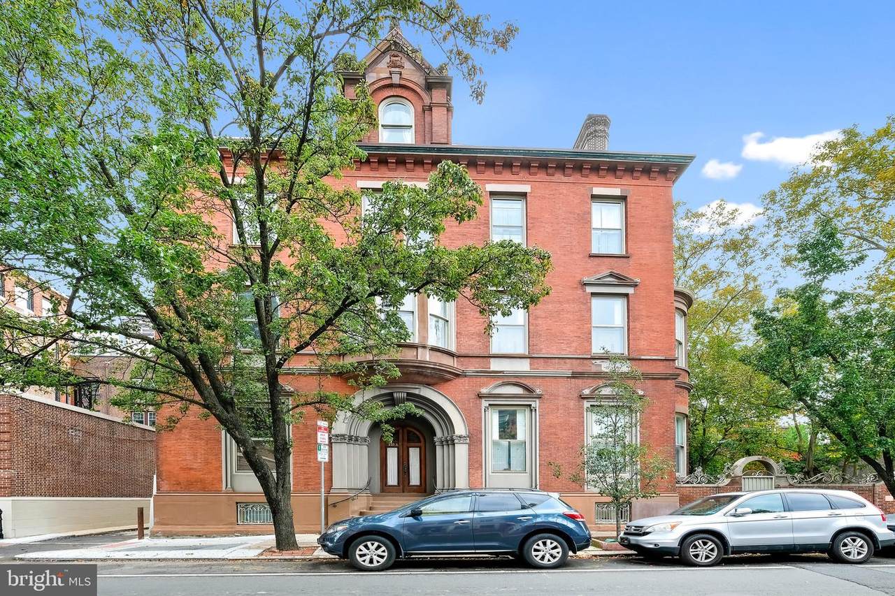 251 22ND Street - Photo 1
