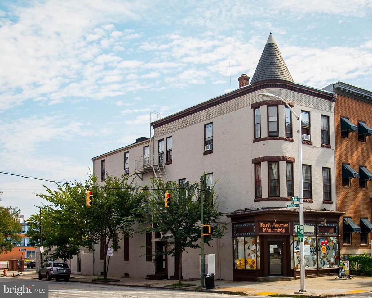 1535 Park Avenue - Photo 1