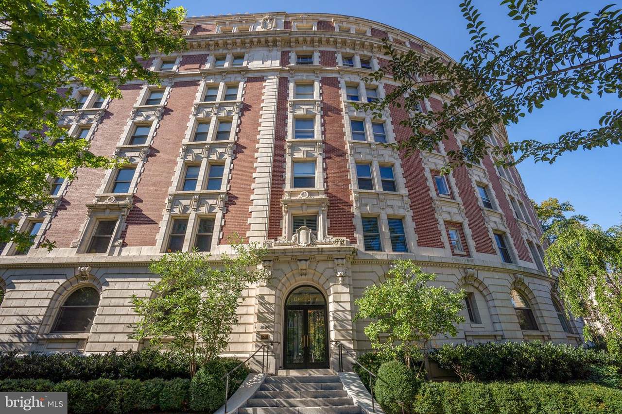 2126 Connecticut Avenue - Photo 1