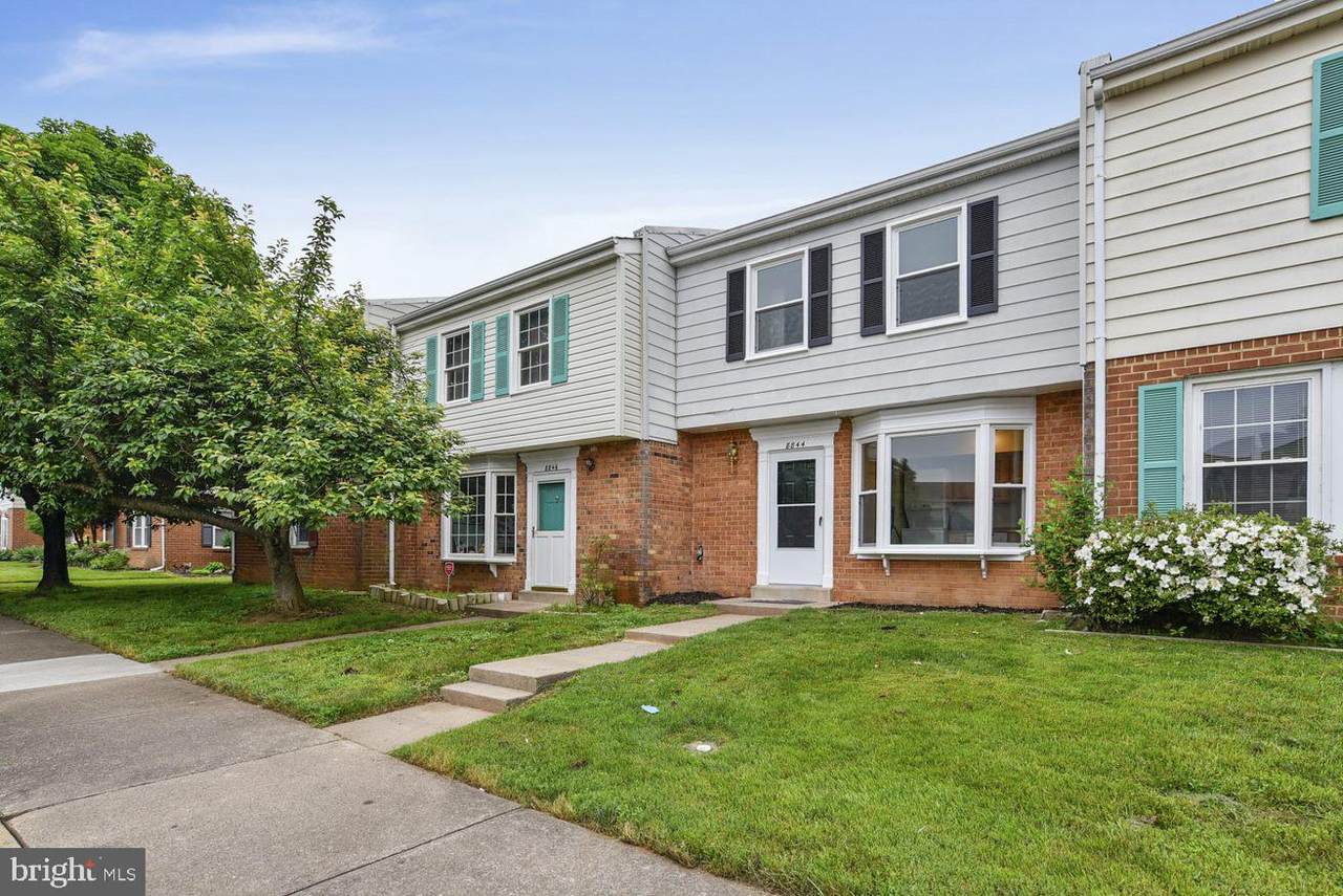 8844 Cherry Oak Court - Photo 1