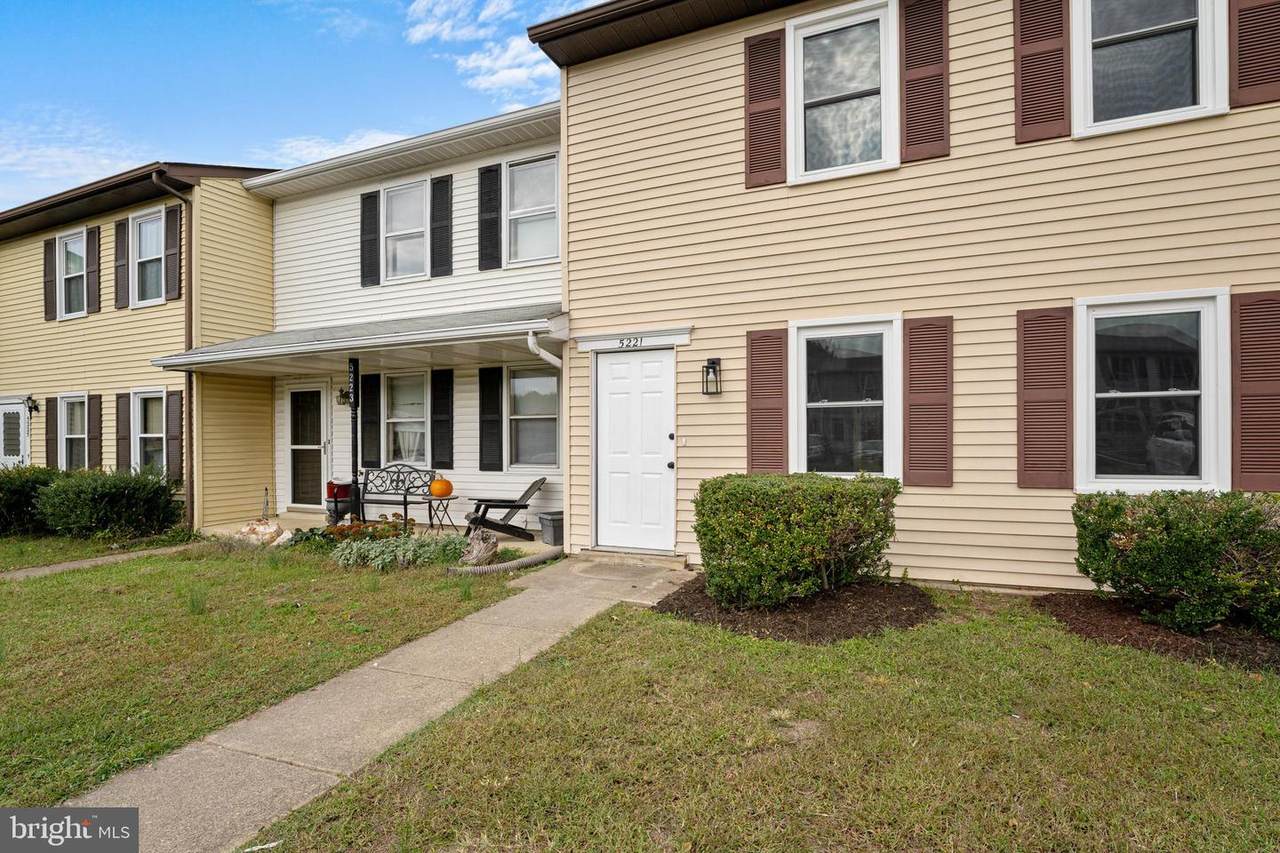 5221 Daffodil Drive - Photo 1