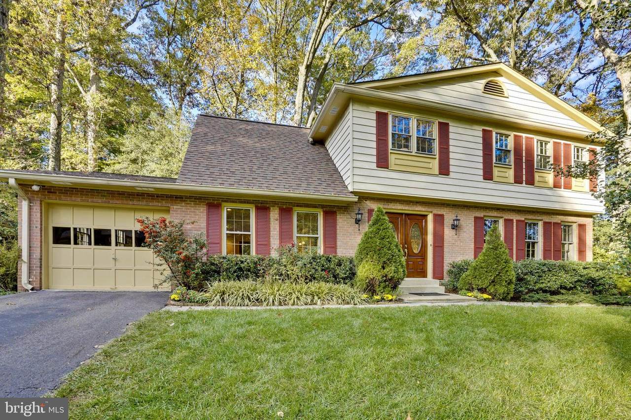 4900 Bexley Lane - Photo 1