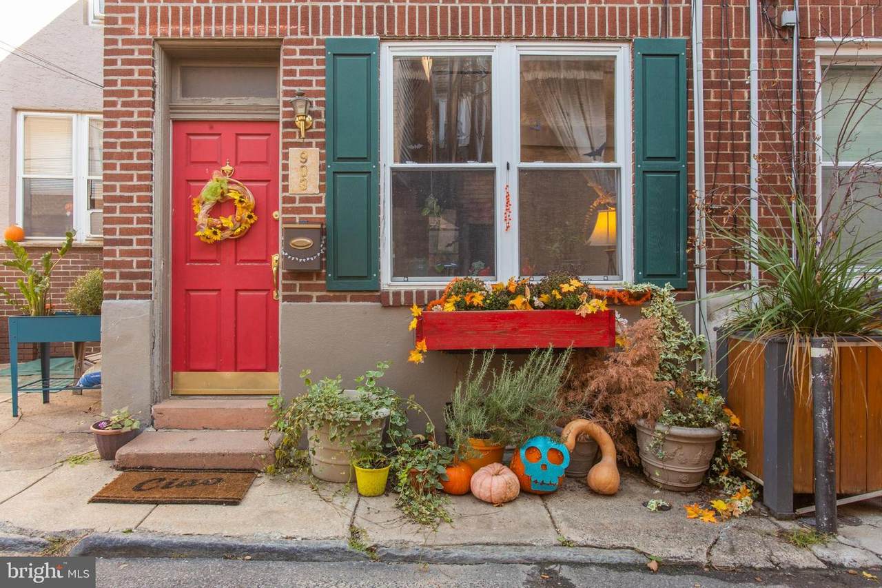903 Ernest Street - Photo 1