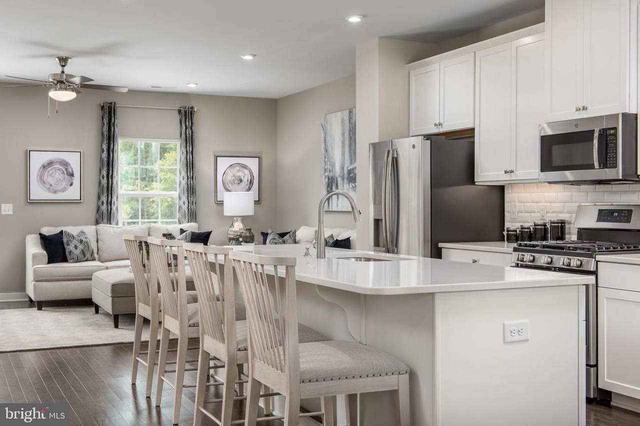 103 Crest Avenue - Photo 1