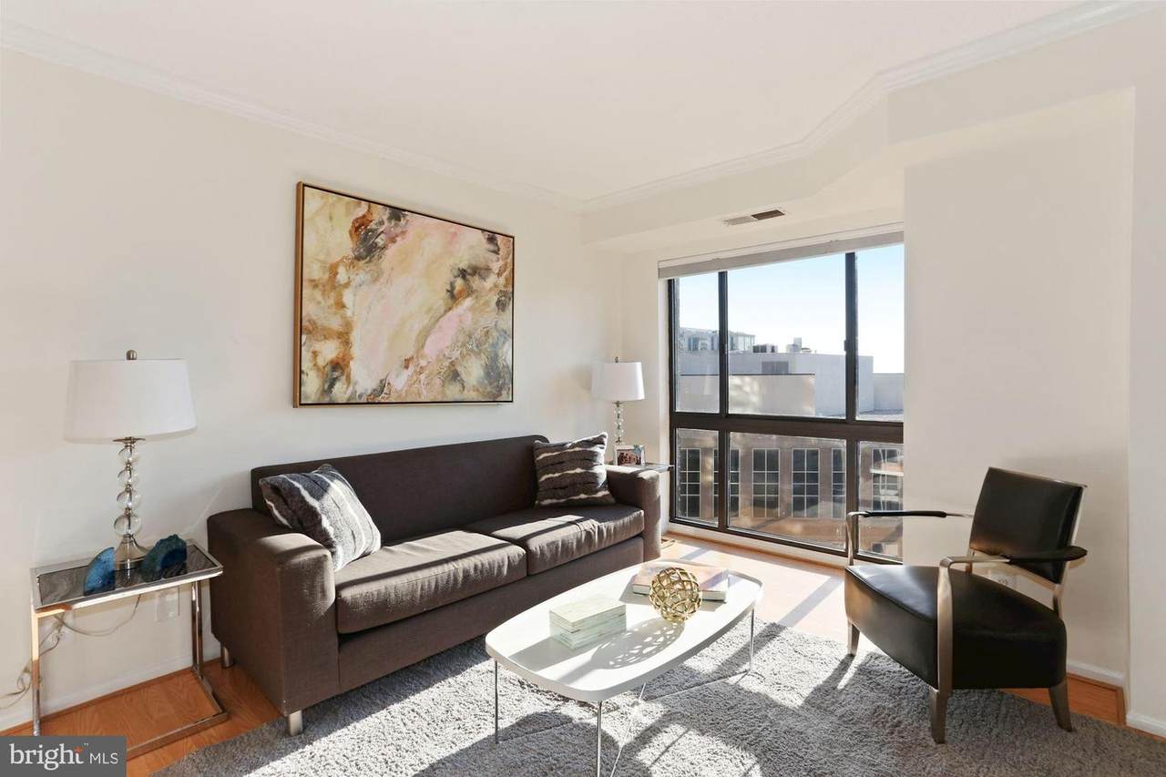 900 Stafford Street - Photo 1