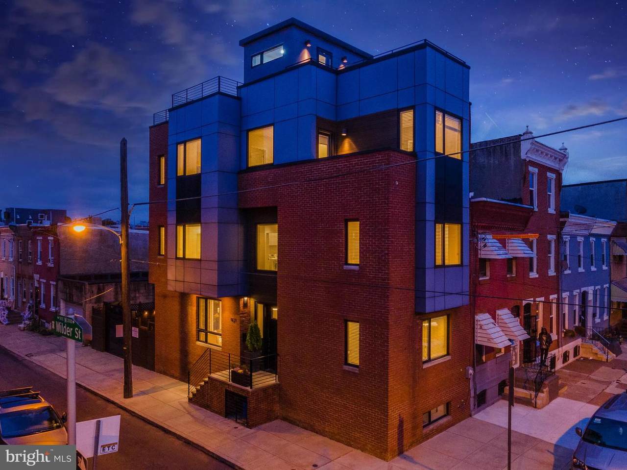 1427 20TH Street - Photo 1