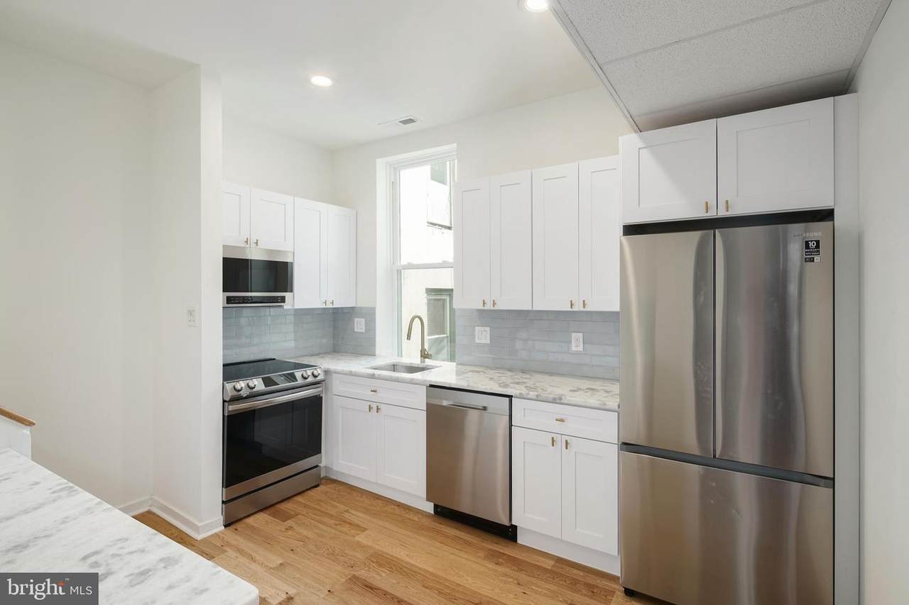 1716 Wallace Street - Photo 1