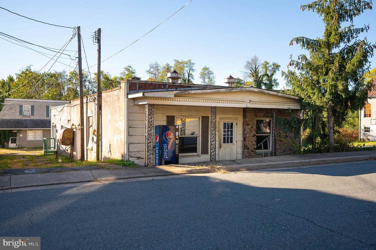 108 & 110 Church Street - Photo 1