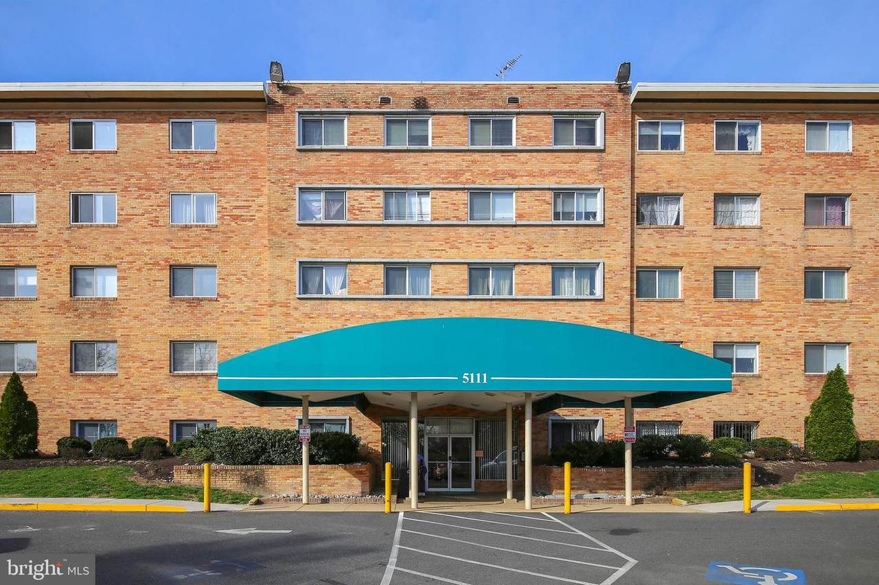 750 Dickerson Street - Photo 1