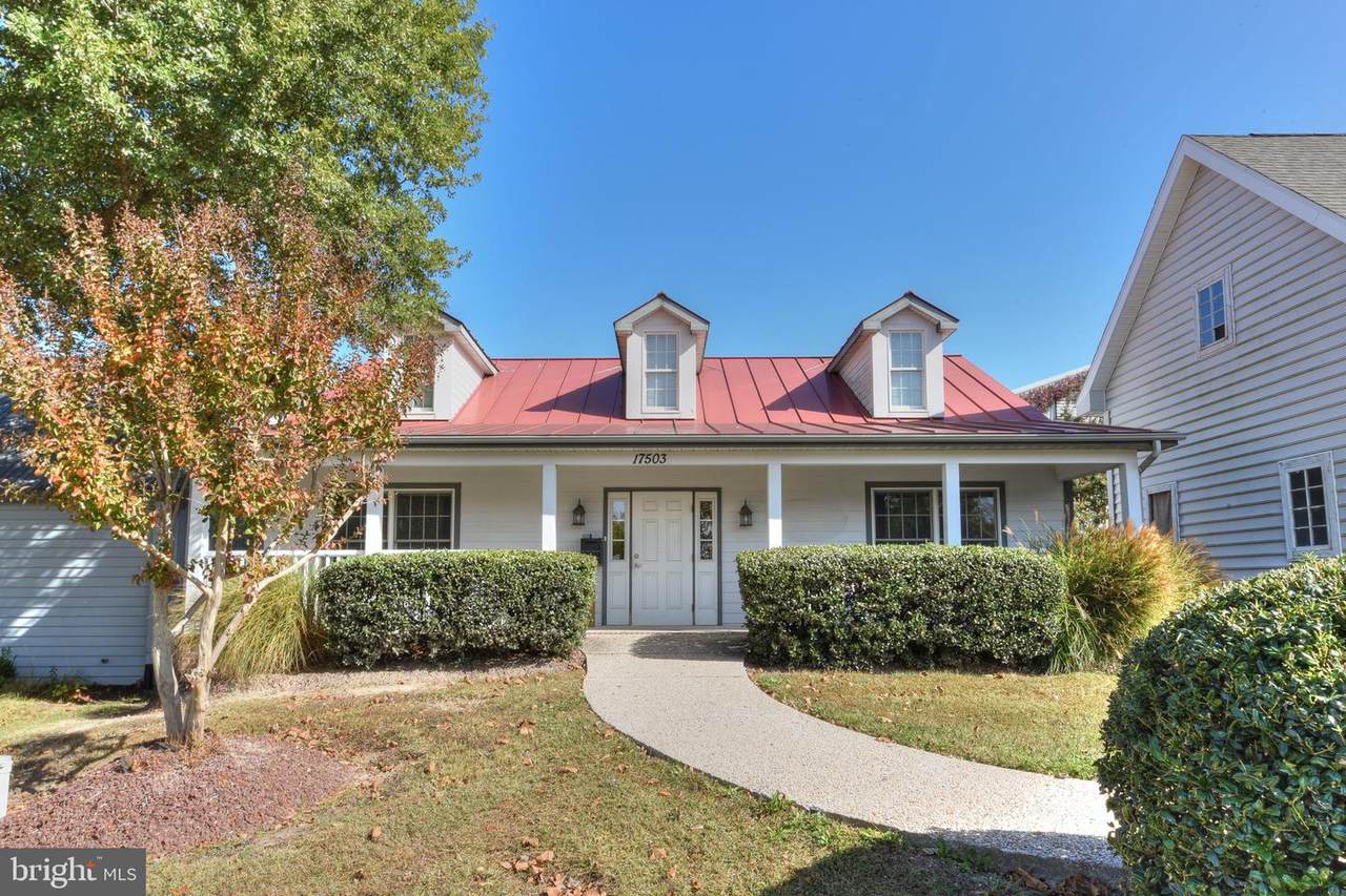 17503 Nassau Commons Boulevard - Photo 1