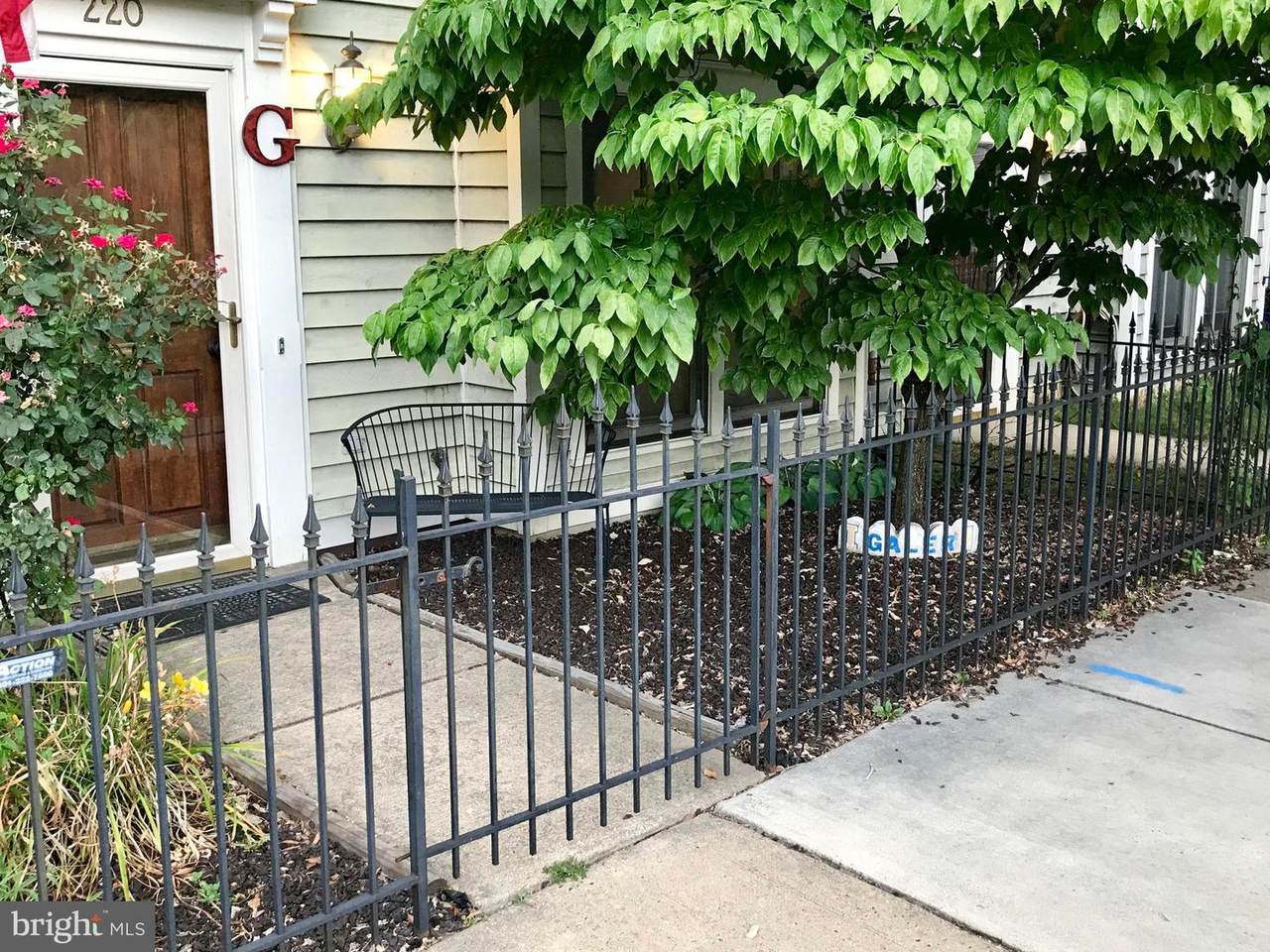 220 Payne Street - Photo 1