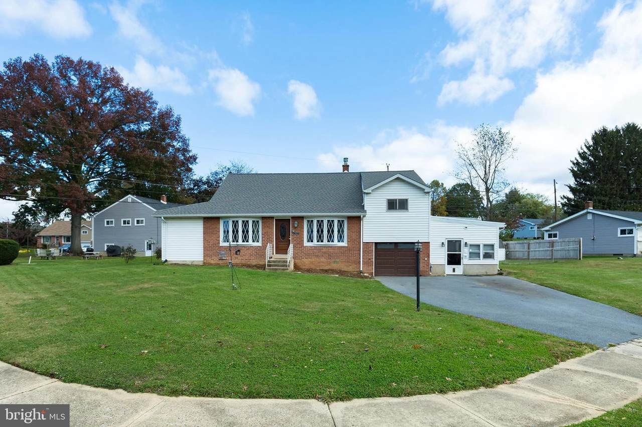 2637 Valley Drive - Photo 1
