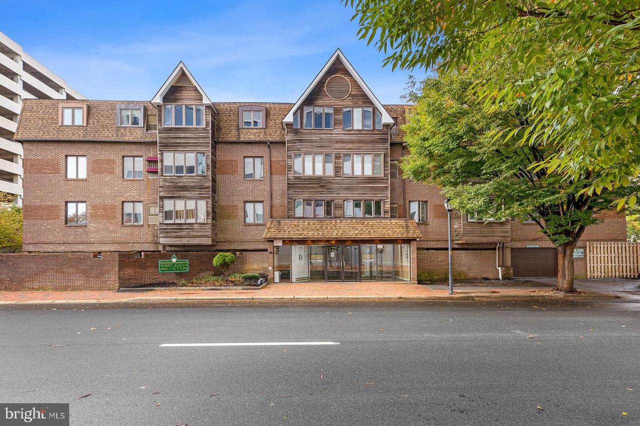 1025-UNIT Madison Street - Photo 1