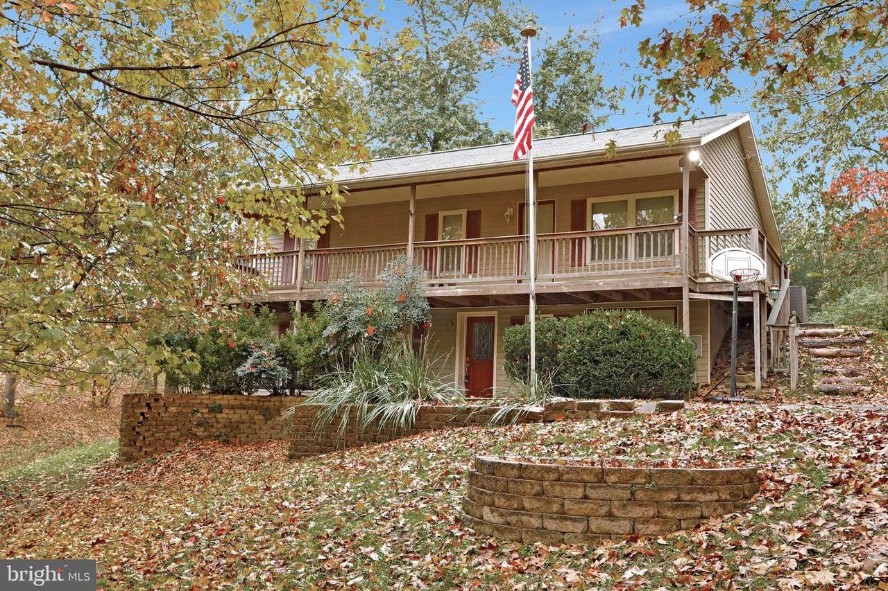96 Edge Of Woods Lane - Photo 1