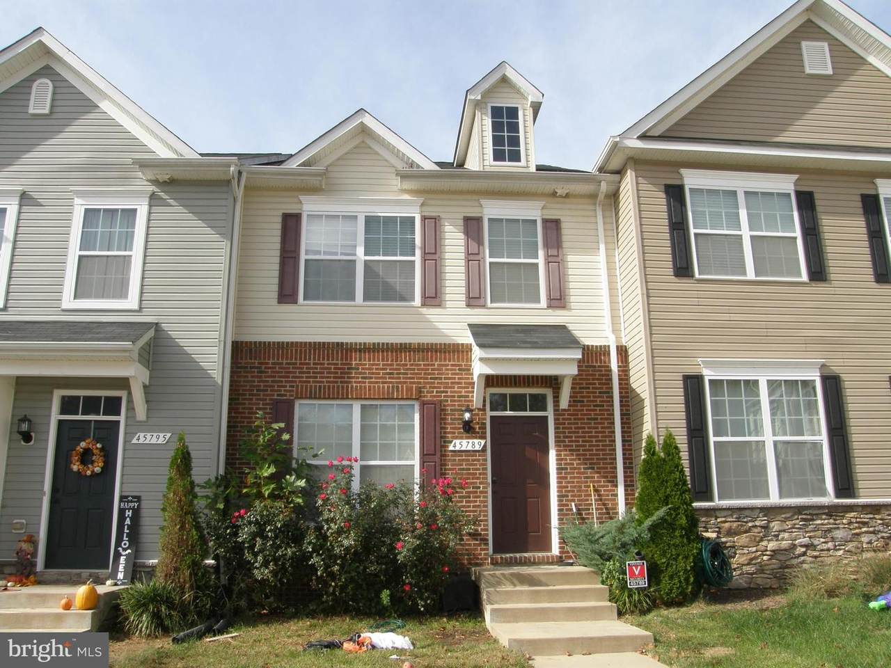45789 Bethfield Way - Photo 1