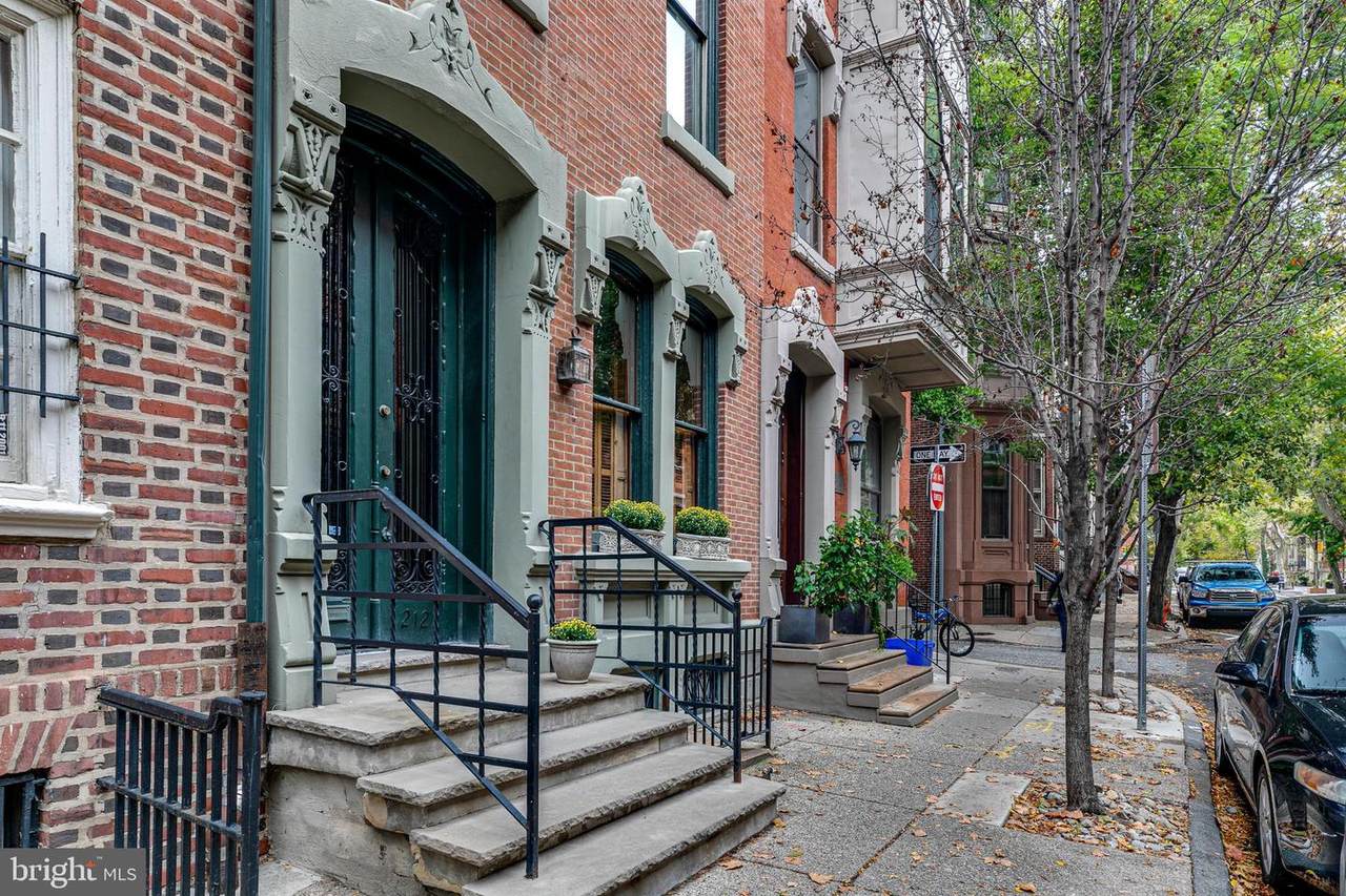 2121 Spruce Street - Photo 1