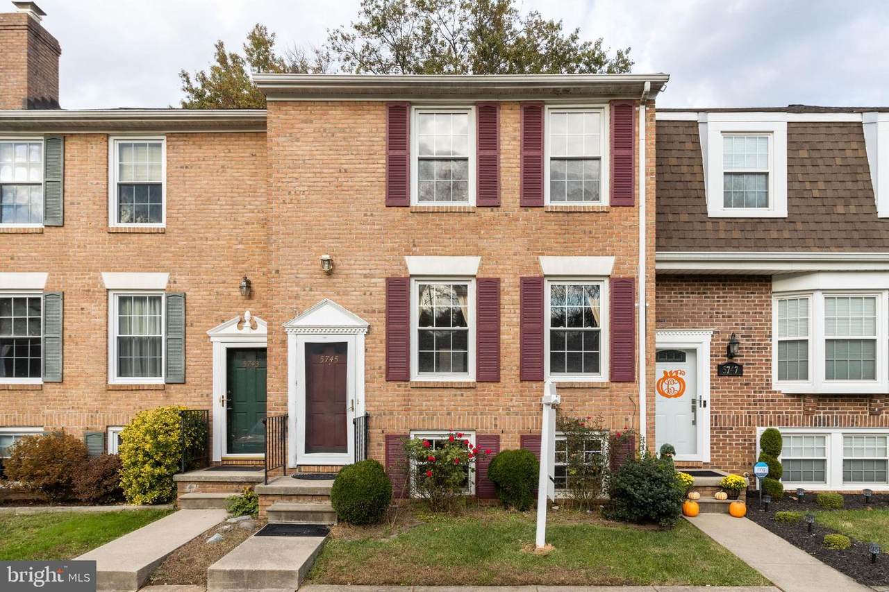 5745 Richardson Mews Square - Photo 1