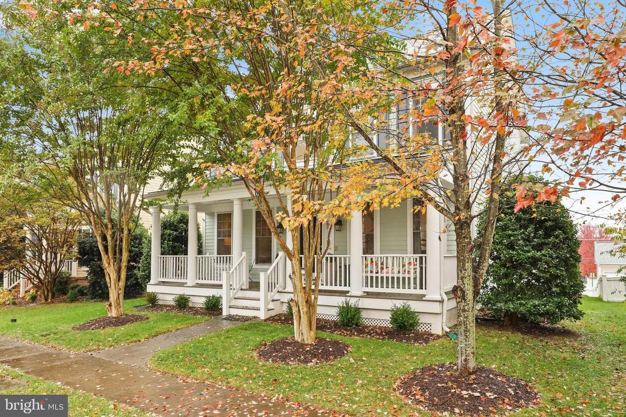 605 Greysands Lane - Photo 1