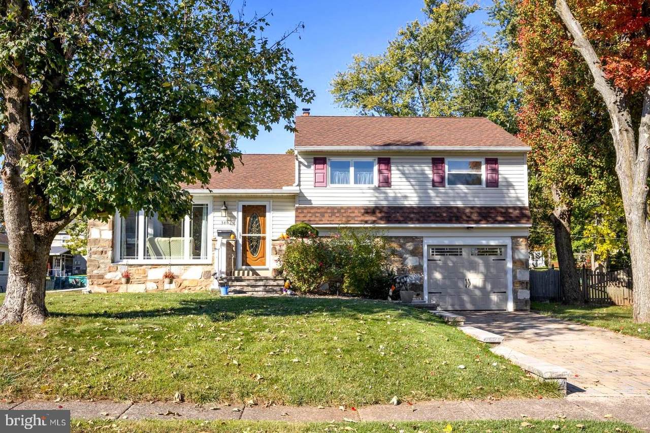 380 Parry Road - Photo 1