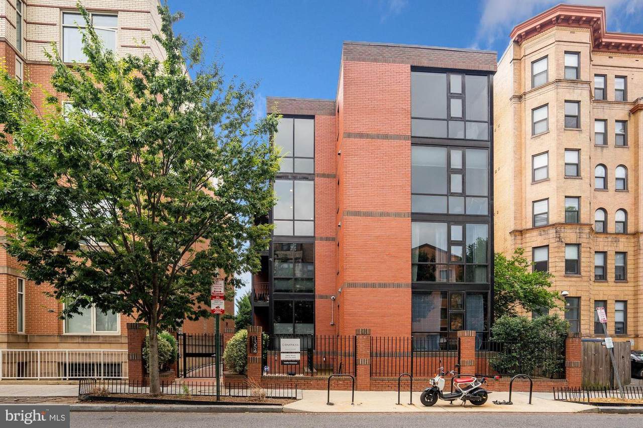 1354 Euclid Street - Photo 1