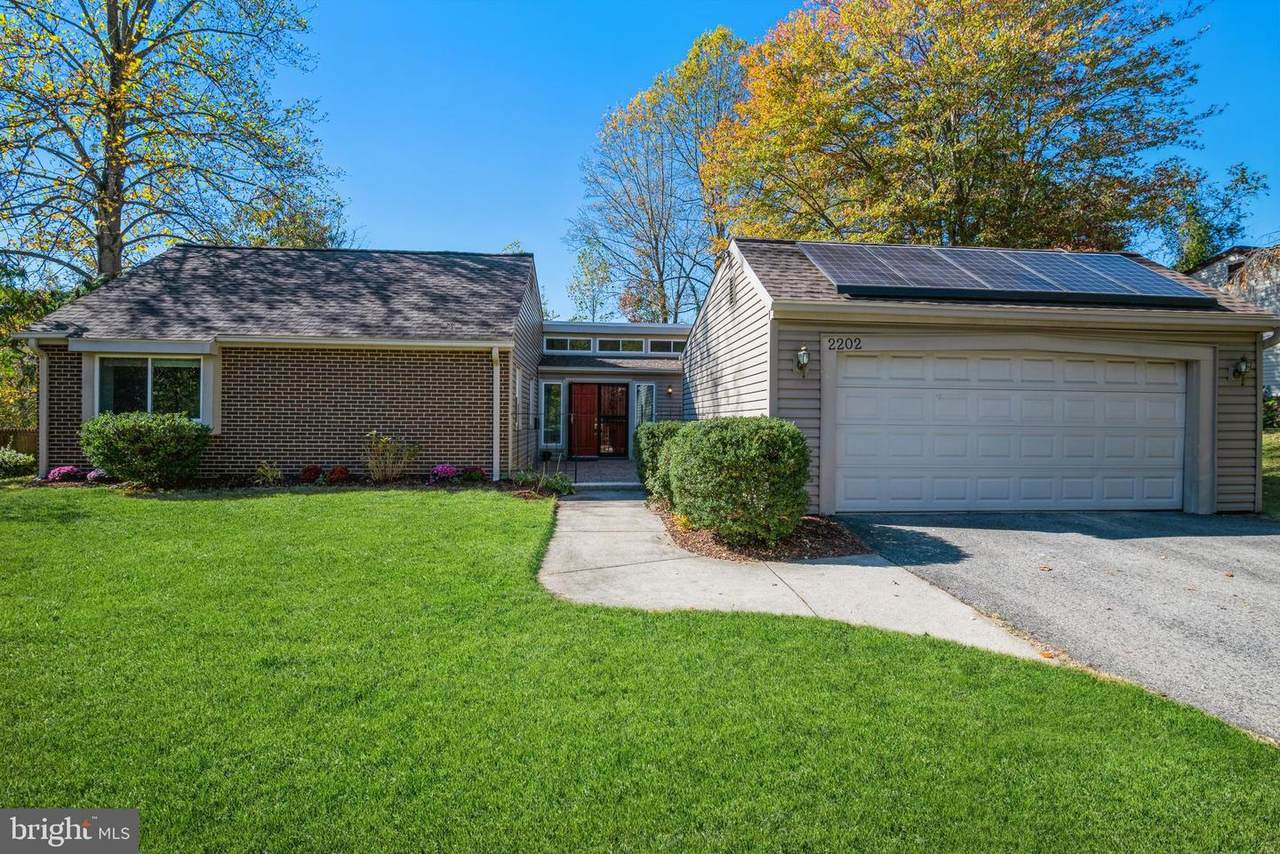 2202 Pecan Lane - Photo 1