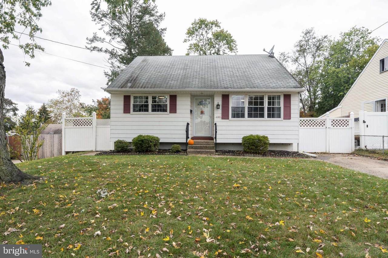 443 Arline Avenue - Photo 1