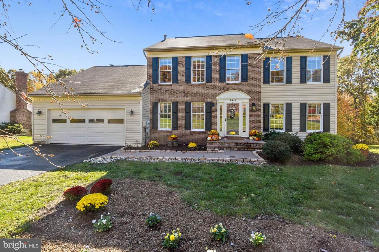 6616 White Post Road - Photo 1