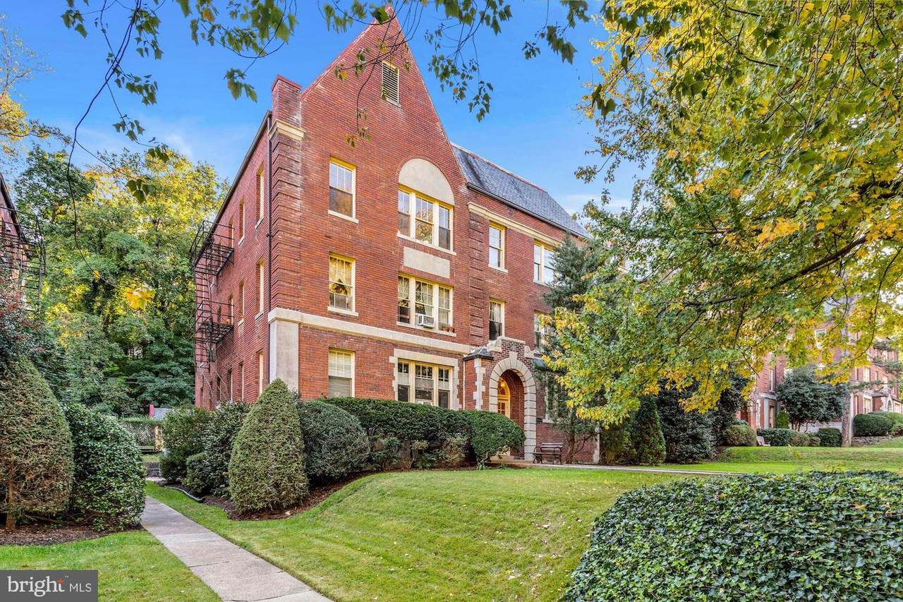 3024 Porter Street - Photo 1