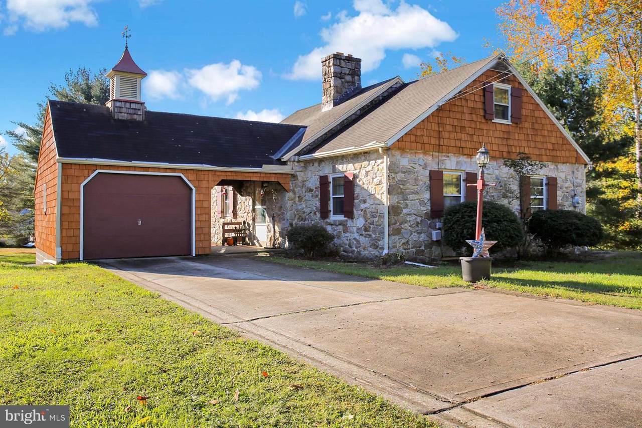 4701 Oley Turnpike Road - Photo 1