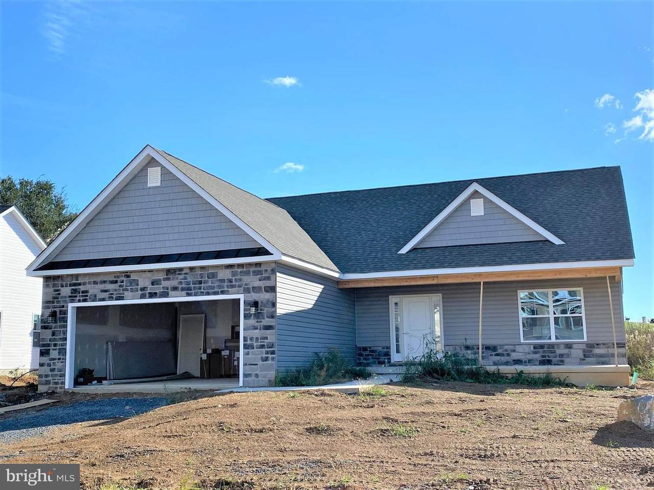 130 Constellation Road - Photo 1