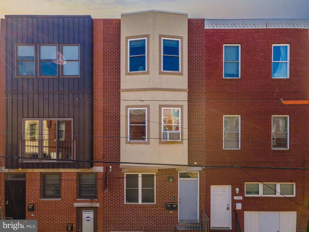 1708 Fontain Street - Photo 1