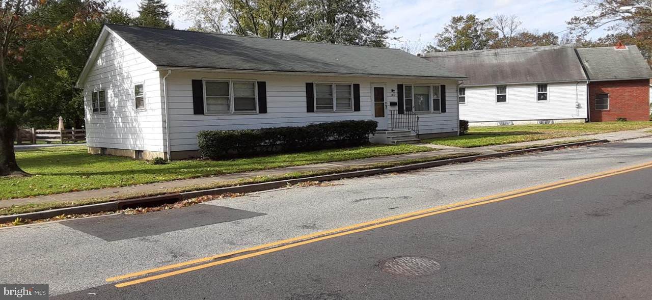 184 Elm Street - Photo 1