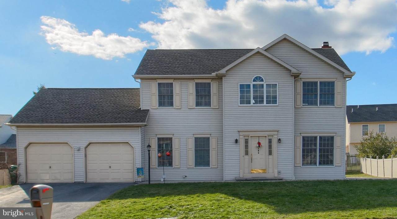 5465 Westbury Drive - Photo 1