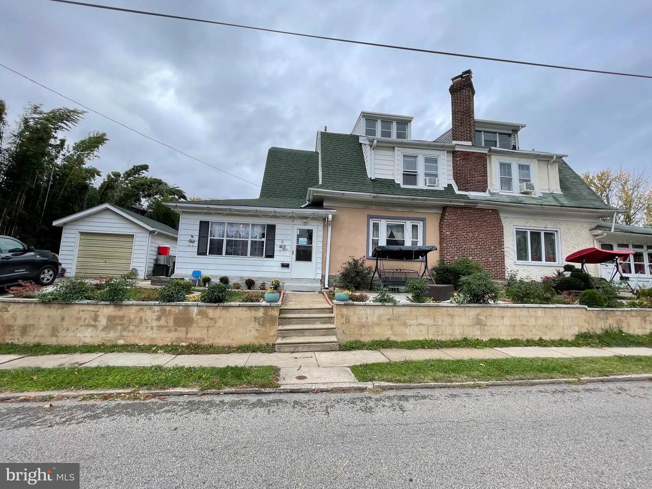 7914 Park Avenue - Photo 1