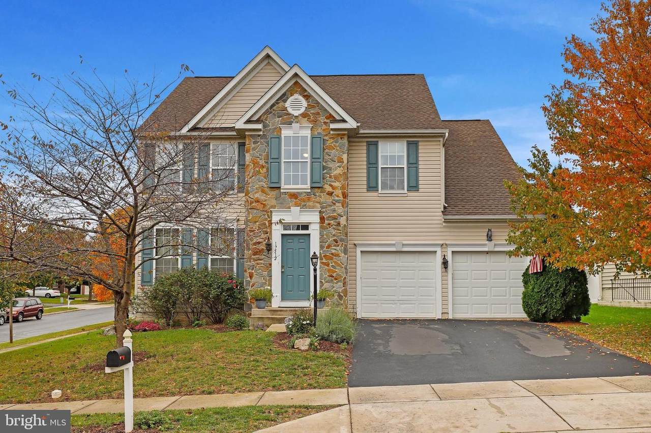 17512 Patterson Drive - Photo 1