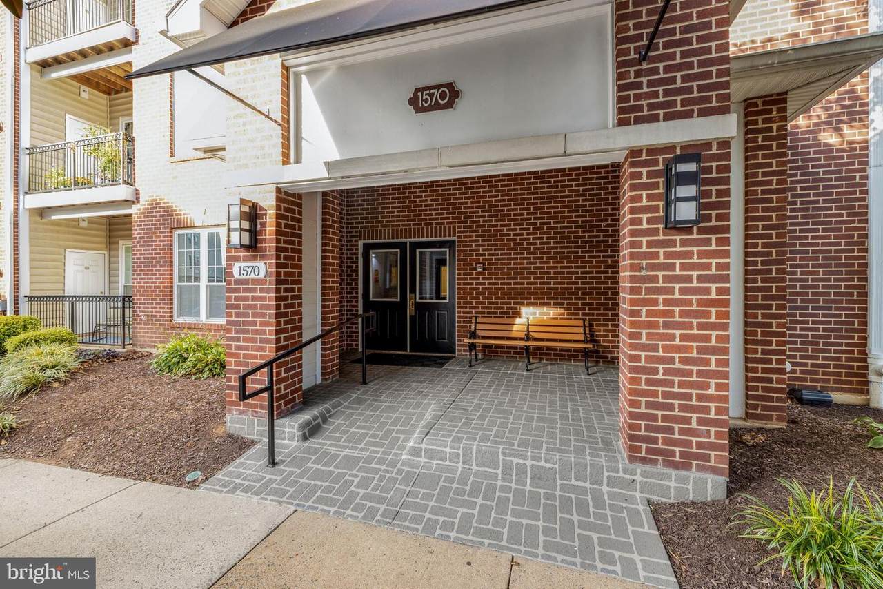 1570 Spring Gate - Photo 1