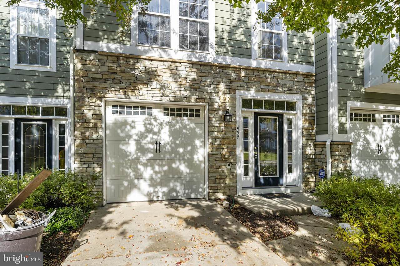 409 Monroe Point Drive - Photo 1