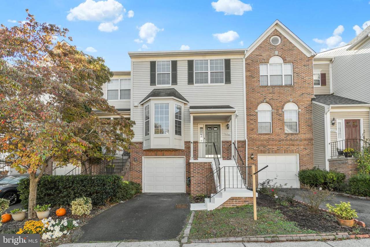 6861 Kerrywood Circle - Photo 1