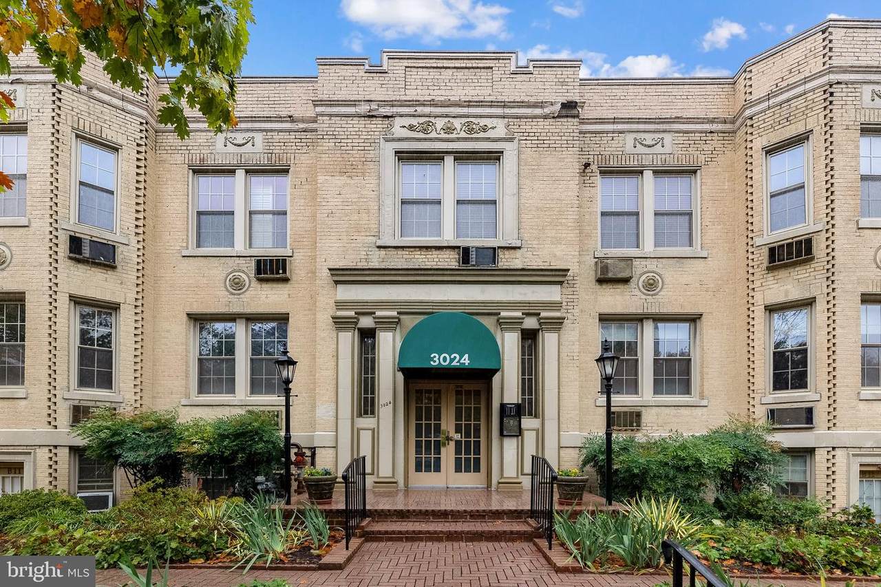 3024 Wisconsin Avenue - Photo 1