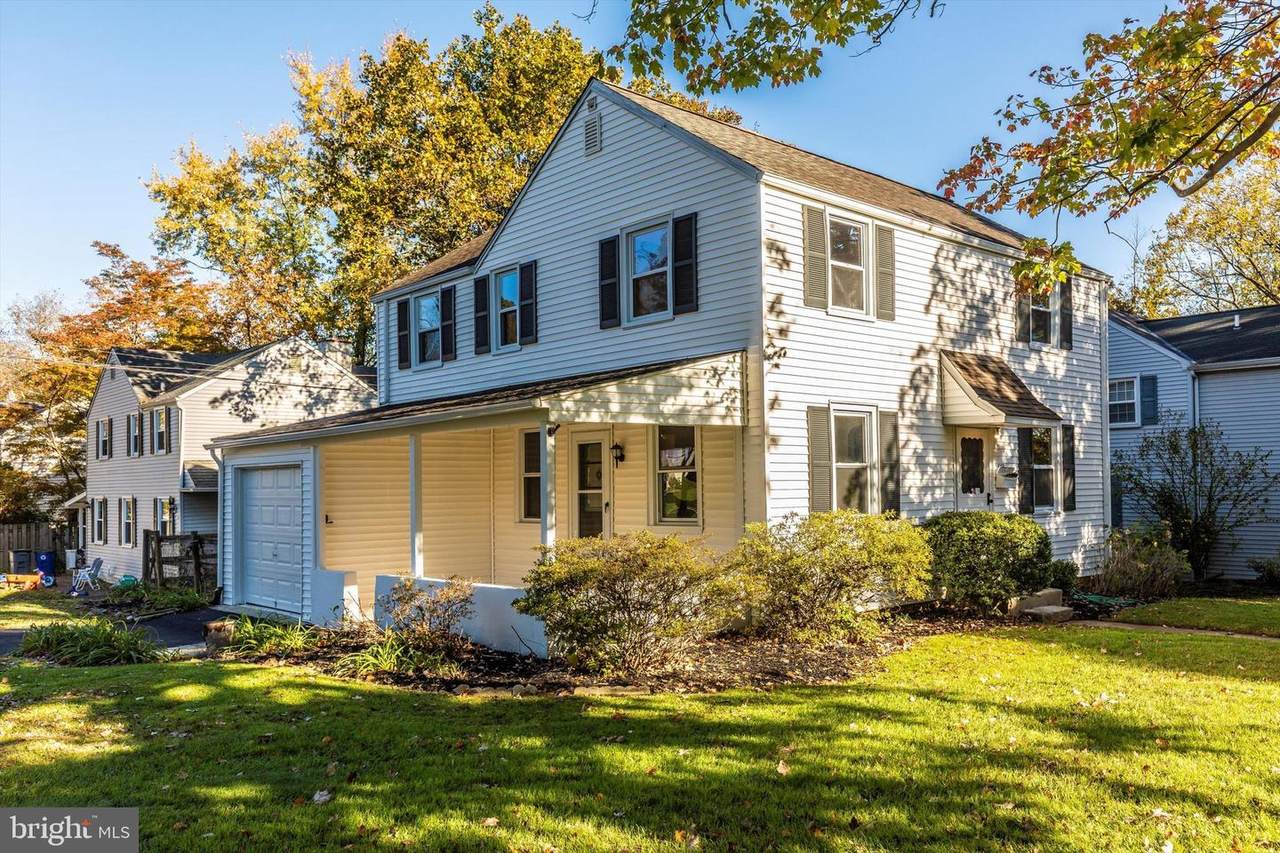618 Kirsch Avenue - Photo 1