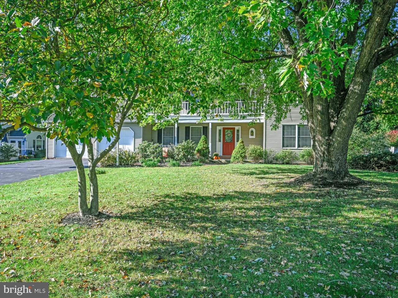 1189 Suffolk Drive - Photo 1
