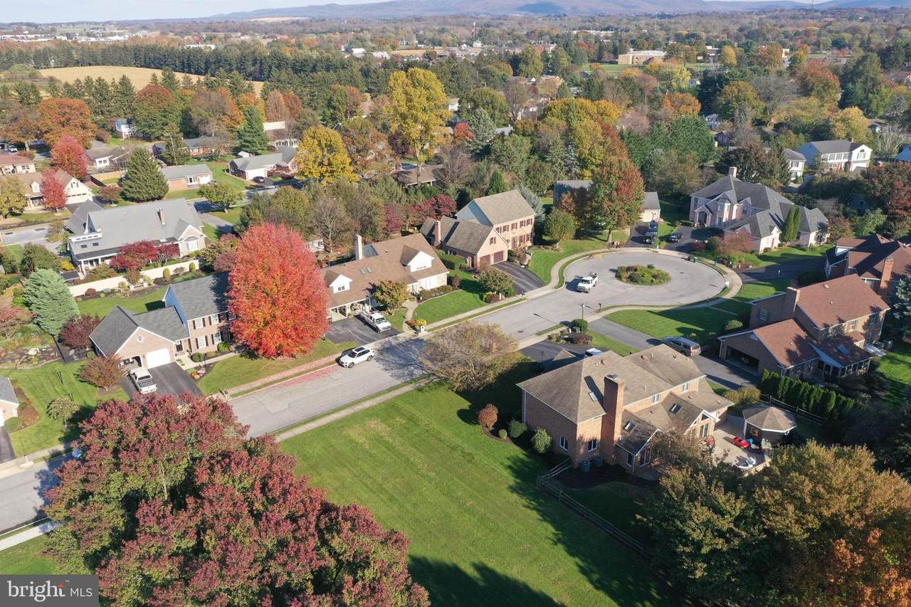 920 Dewberry Court - Photo 1