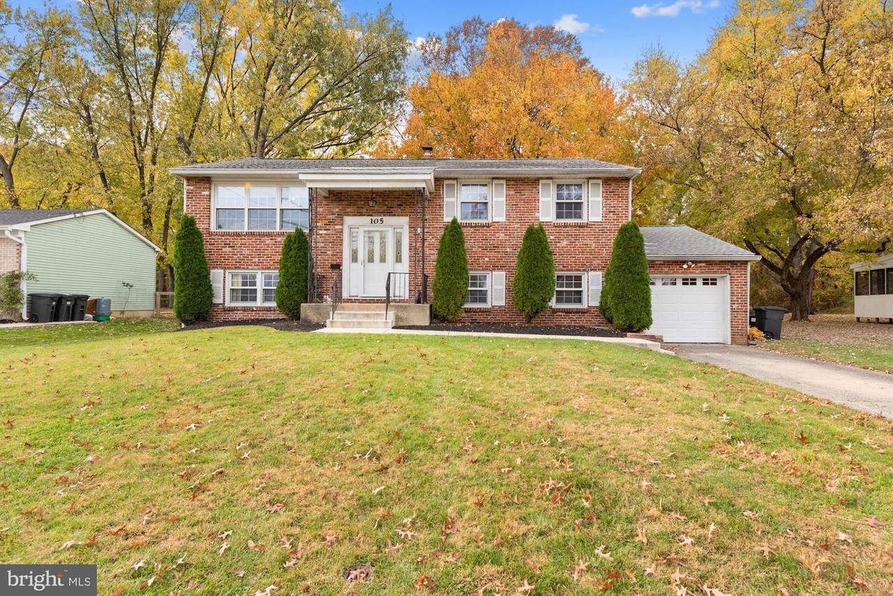 105 Glenbrook Boulevard - Photo 1