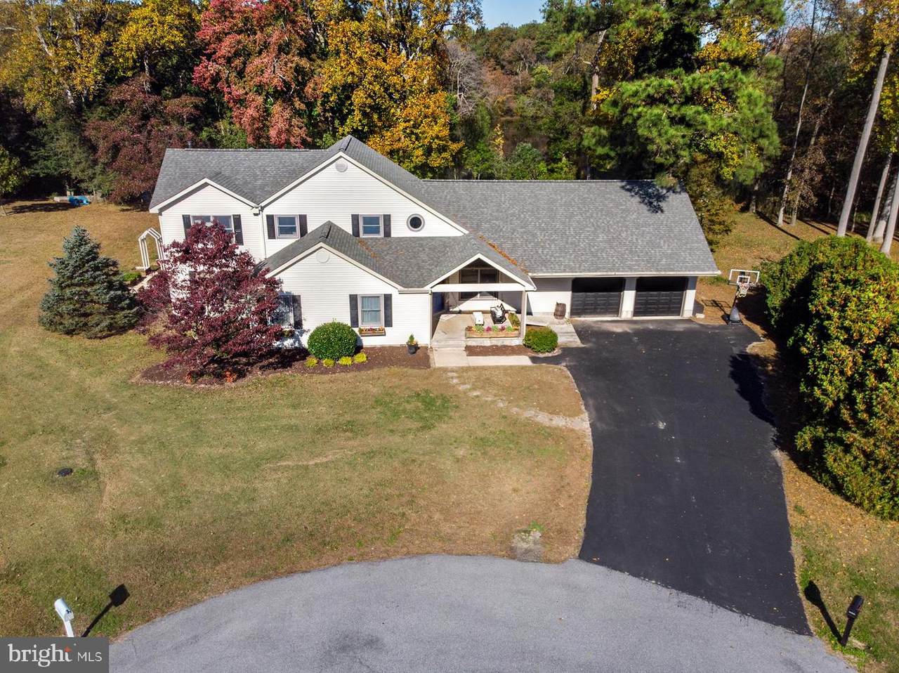 29 Shore Drive - Photo 1