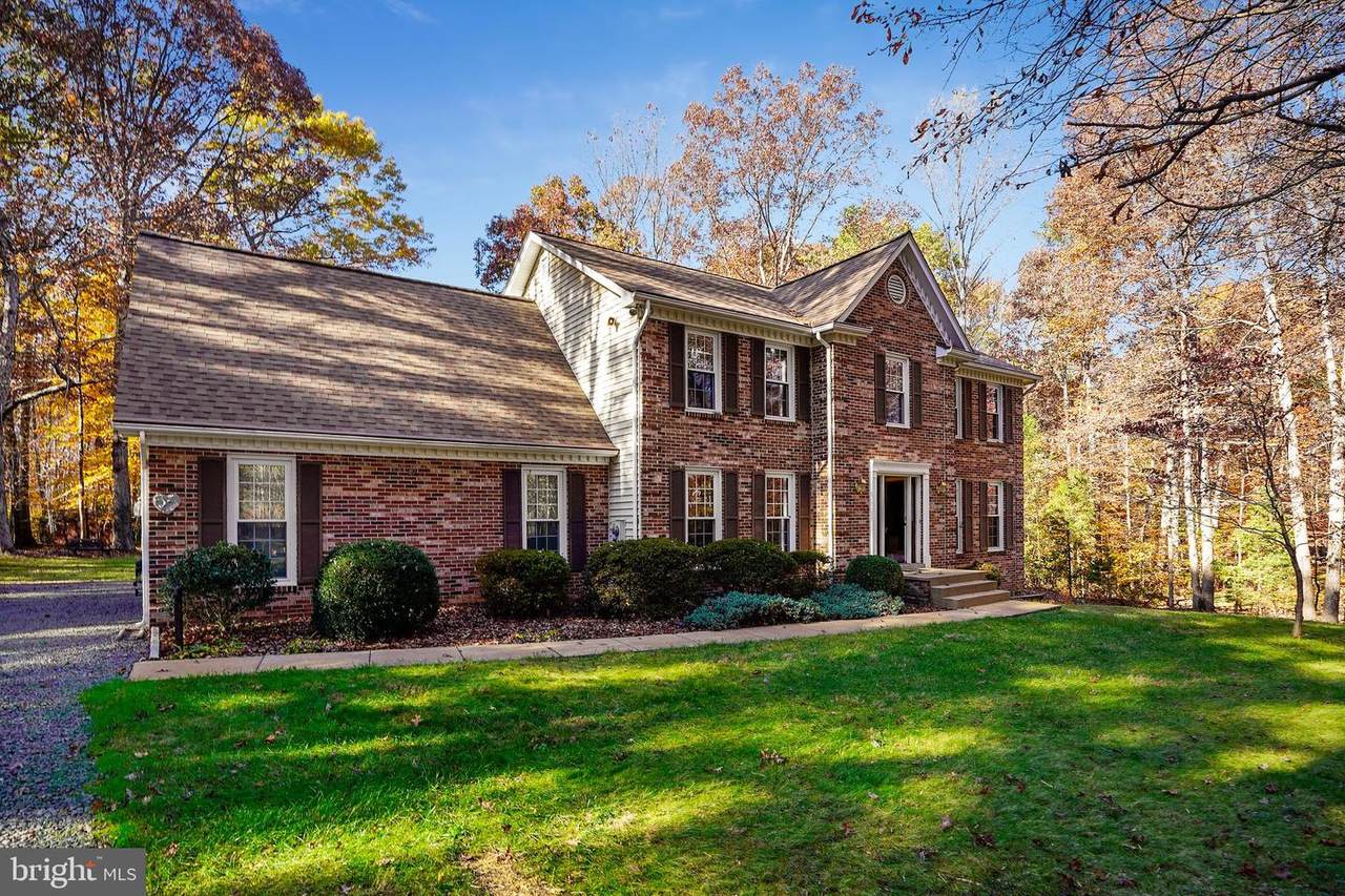 8753 Sara Court - Photo 1