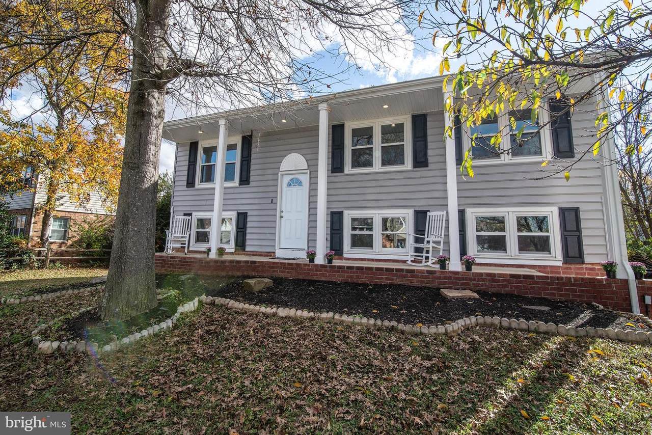 811 Kilarney Drive - Photo 1